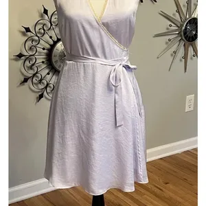 Aritzia‎ Wilfred Mademoiselle Dress Ice Lavender Satin Wrap S thumbnail 5