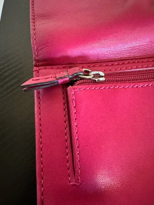 Vintage Y2K Coach Soho Pleated Trifold Wallet pink thumbnail 4