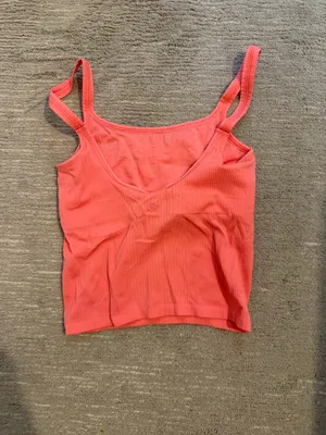 Lululemon Tank thumbnail 2