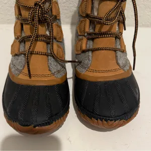 SOREL Out N About Plus Weatherproof Rain Boots in Quarry Grey Black Tan Size 7.5 thumbnail 5