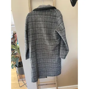 Bernardo Plaid | Houndstooth Wool Trench Coat Womens M thumbnail 9
