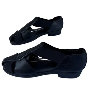 Airspree Black Leather Slip-On Sandals Women’s Size 7 Comfort Summer Shoes thumbnail 2