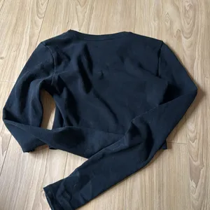 Zara Black Long Sleeve Crop Top thumbnail 4