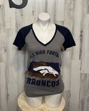 Victoria’s Secret PINK Denver Broncos NFL V Neck Tee XS Gray Blue Football Shirt thumbnail 1