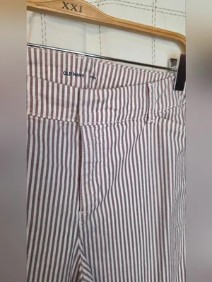 Old Navy Pixie Chino Pant thumbnail 6