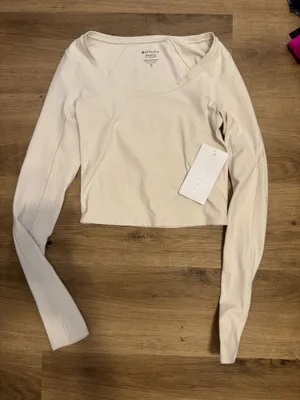 Athleta Women’s Top Long Sleeve thumbnail 1