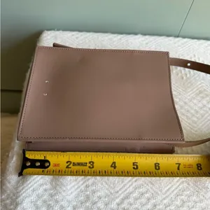 PB 0110 AB 105 Crossbody Bag, Nude/Taupe, Excellent Condition thumbnail 10