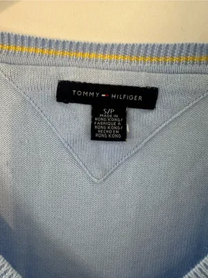Tommy Hilfiger Light Blue Argyle V-Neck Sweater with Blue & White Diamonds thumbnail 2
