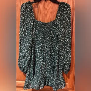 Reformation Camii Long Sleeve Chiffon Minidress‎ in Green Floral Parsley Size 0 thumbnail 11