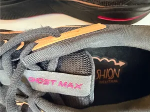 Brooks Ghost Max Womens 7.5 B Black Papaya Raspberry Running Shoes thumbnail 7