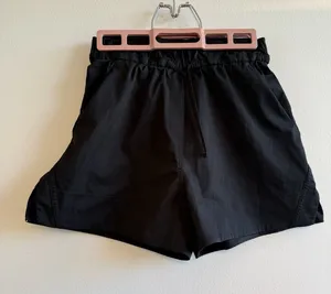 Lululemon Cinchable Waist High-Rise Woven Short‎ 3.5 Black Size XXS thumbnail 1