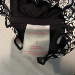 Xhilaration Black and White Floral Bikini Top thumbnail 2