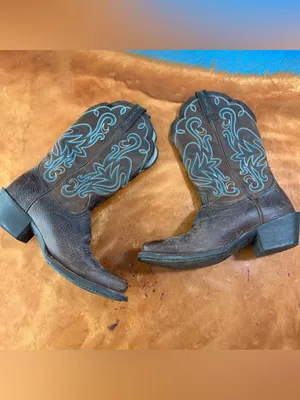 Ariat Legend Brown Leather Western Heeled Boots Turquoise Stitching size 6 thumbnail 4