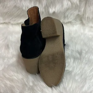 Urban Outfitters Black Suede Posey Gumsole Boots D21‎ thumbnail 10