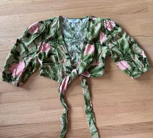 Agua Bendita Olive Green and Pink Floral Cropped Tie-Front Top thumbnail 1