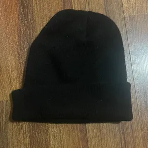 Classic Black Beanie thumbnail 2