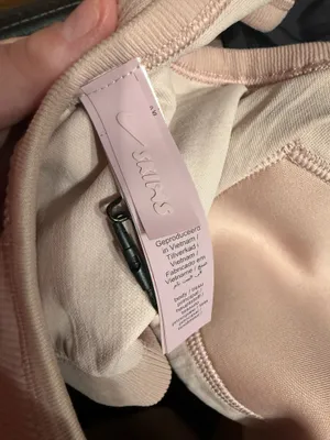 Nike x Skims Ribbed Seamless Scoop Bra thumbnail 5