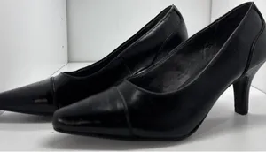 LifeStride Classic Black Kitten Heel Pumps thumbnail 1