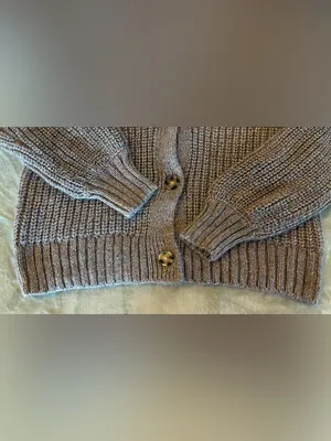 GAP Women’s Size Medium Tall Gray Chunky Knit Button-Up Cardigan thumbnail 5