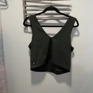 Old Navy CloudComfy Cropped Tank Top‎ Dark Green XL Athleisure Gym Workout thumbnail 3