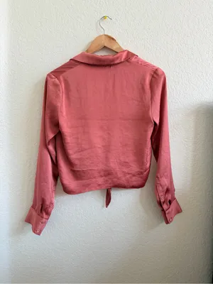 Aritzia Wilfred Pink Coral Satin Tie-Front Button‎ Down Blouse Top XS thumbnail 4