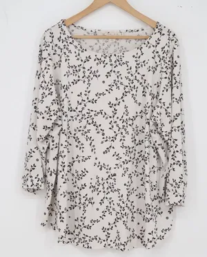 Emaline Top Woman 2X Floral White Black 3/4 Sleeve Scoop Neck Excellent thumbnail 1