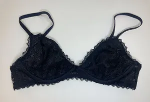 Victoria's Secret Black Lace Underwire‎ Bra Size M thumbnail 1