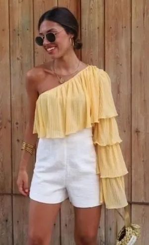 Zara One Sleeve Ruffle Butter Yellow Crop Top Blogger's Fave Size Medium NWT thumbnail 1