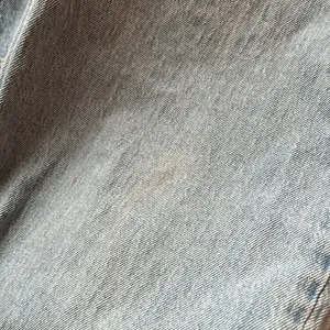 Abercrombie & Fitch The Baggy Low Rise Lightwash Jeans thumbnail 4