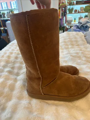 UGG Tall Shearling-Lined Suede Boots in Chestnut thumbnail 8