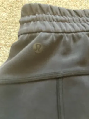 Lululemon Softstreme Relaxed Short 4" thumbnail 4
