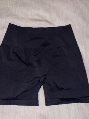 Aurola Black High Waist Bike Shorts 4”, Small, From Amazon thumbnail 6