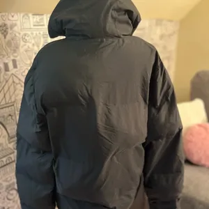 Champion Black Puffer Jacket thumbnail 8