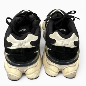 New Balance 9060 U9060NAA Black Castlerock Sea Salt Womens 9 Mens 7.5 thumbnail 4