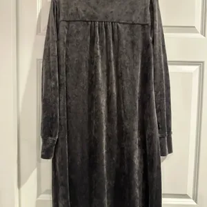 J.Jill purejill Elegant Gray Velvet Dress thumbnail 5