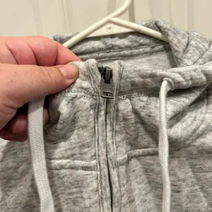 Hollister Womens Large Heather Gray Quarter Zip‎ Cropped Hoodie Raw Hem Marled thumbnail 2