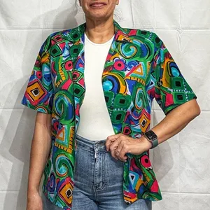 Nicola Green Geometric Vintage Button Down Sz 10 thumbnail 1