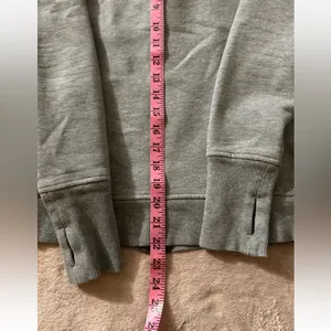 Lululemon Women’s Asymmetrical‎ Scuba Full Zip Jacket Gray Size 4 thumbnail 9