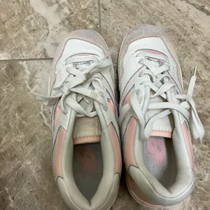 New balance 550 pink and white thumbnail 4