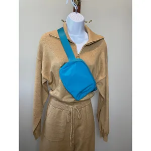 32 Degrees Cool Turquoise Crossbody Bag Adjustable Strap Zip Closure NWOT thumbnail 7