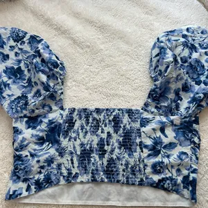 Abercrombie Fitch Women Floral Puff Sleeve Crop Top Sz XL Resort Summer Vacation thumbnail 2