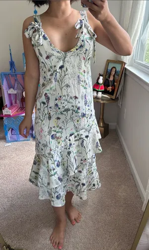 H&M floral dress. S thumbnail 2