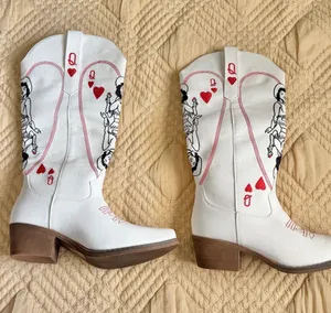 Amazon Embroidered Poker Queen of Hearts Western Cowgirls Boots thumbnail 1