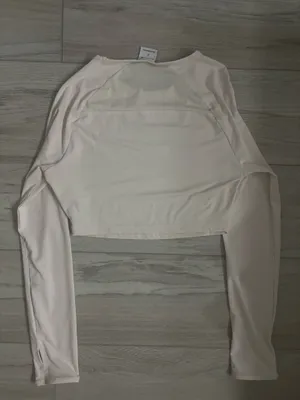Gymshark Women's White and Cream Crop-top thumbnail 3