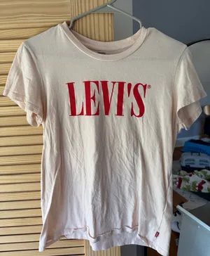 Levi’s T-Shirt thumbnail 1