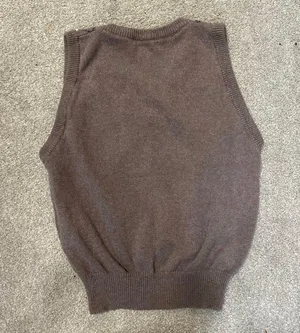 Brandy Melville sweater vest thumbnail 4