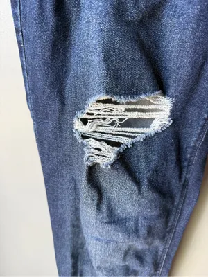 Old Navy Rockstar Super Skinny Distressed Jeans Women’s Size 10 thumbnail 2