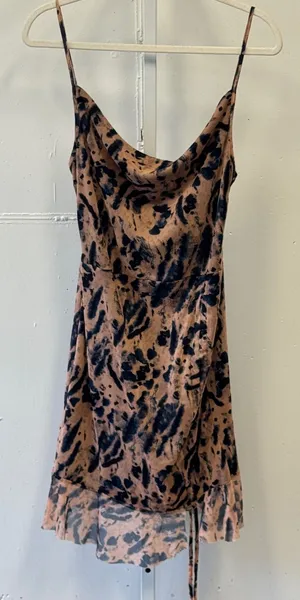 PrettyLittleThing Tan Black Abstract Print Cowl Neck Ruched Mini Dress US 10 thumbnail 1