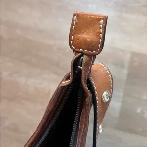 Montana Silversmiths Leather Cowhide Shoulder Bag thumbnail 7