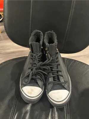 Converse Black and White Unisex Sneakers with Faux Fur thumbnail 2